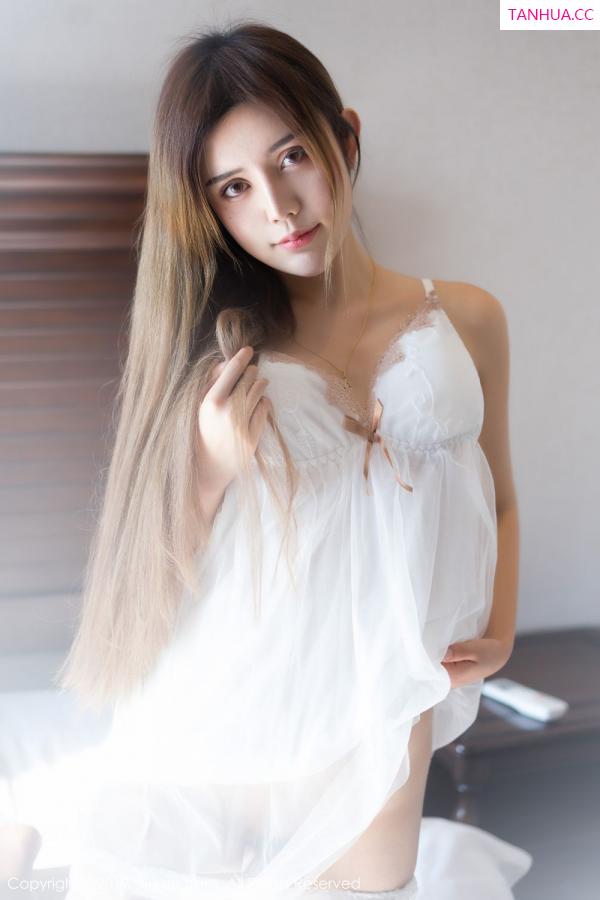 卓娅祺 Eve雯仔 [XIUREN]高清写真图 2019.08.19 Cris_卓娅祺第17张图片